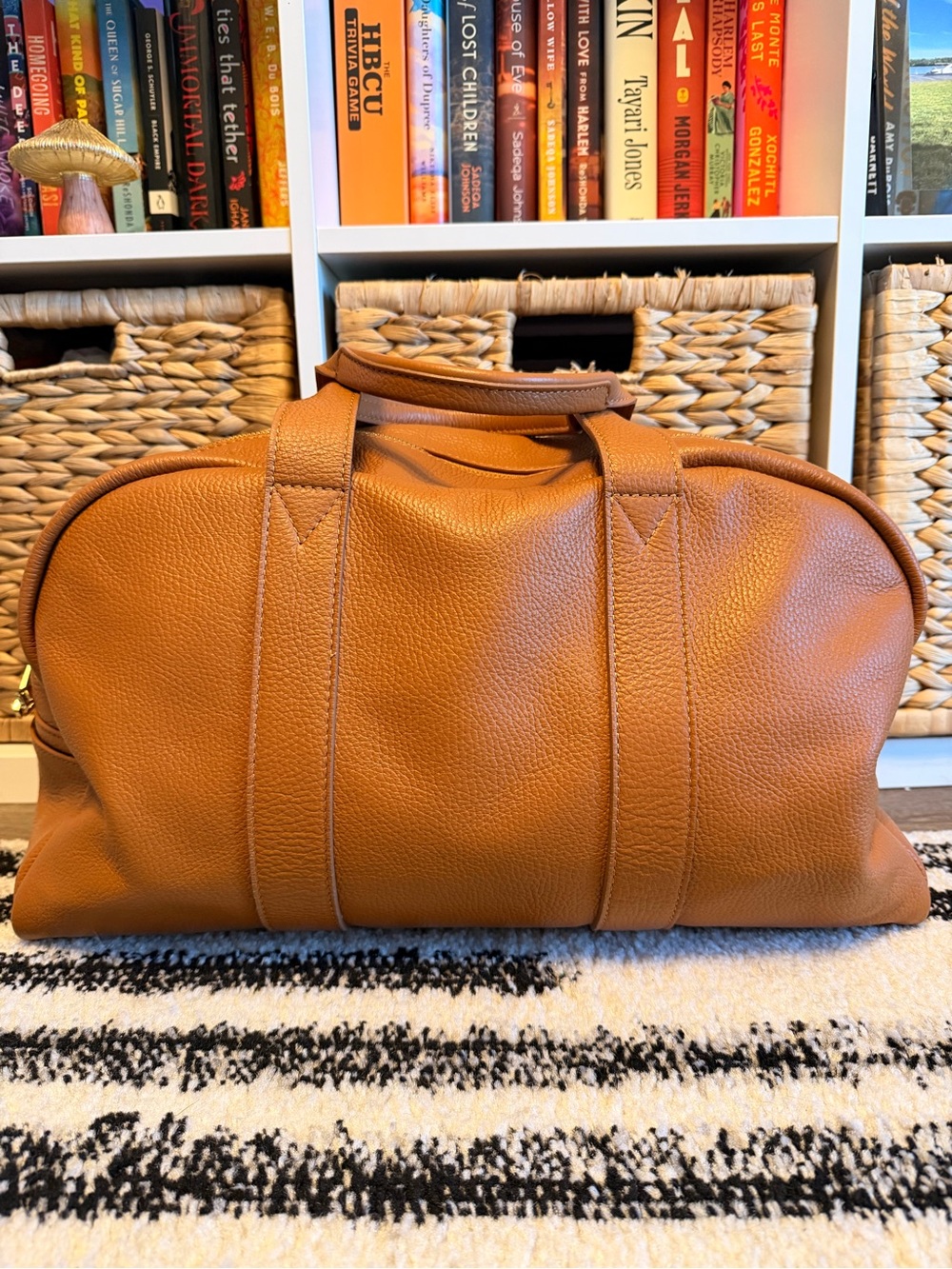 Divina Firenze Pebbled Italian Leather Weekender Duffel Bag in Tan Cognac